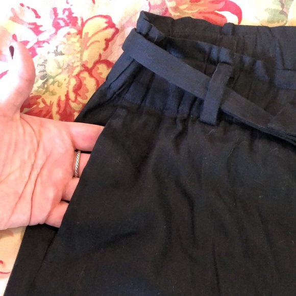J JILL Size Large LINEN Stretch
BLACK Tie belt Paperbag Flat Front 
$129 NEW - Picture 10 of 12